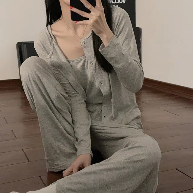 俞兆林 高级感带胸垫纯欲亲肤舒适休闲家居服可外穿睡衣套装 女款 浅灰色