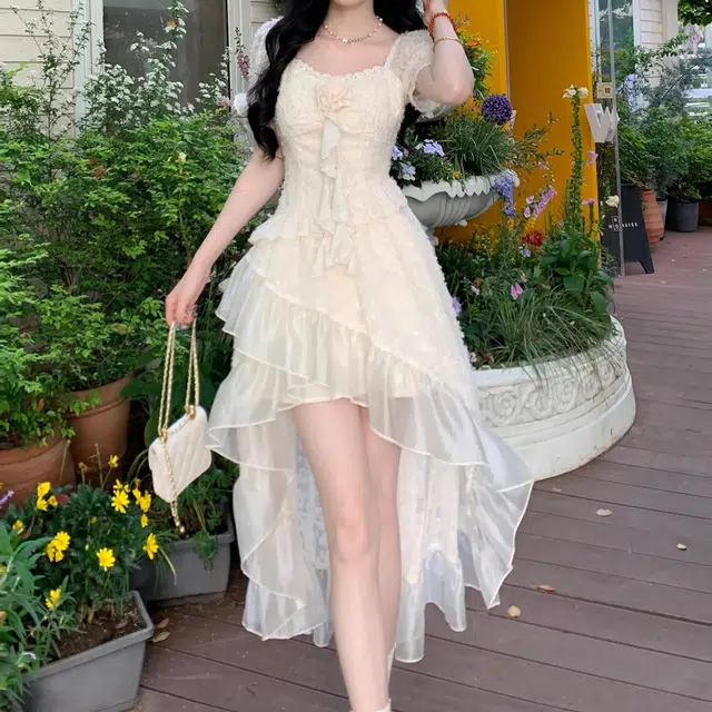 依钗 时尚气质拼接设计不规则纯色方领中长款短袖连衣裙 女款 杏色