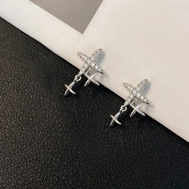 丹琴 轻奢四芒星 精致星星小众设计感气质高级感独特小巧简约百搭 合金 耳钉 女款