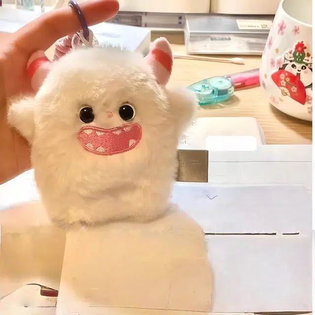 丹琴 萌趣雪怪 可爱玩偶少女心书包背包挂饰钥匙扣公仔 毛绒 挂件 男女同款情侣款