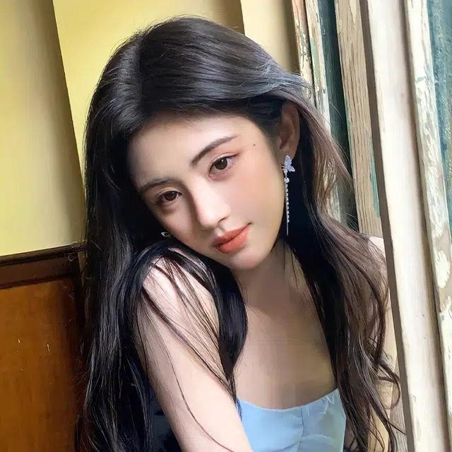 S925