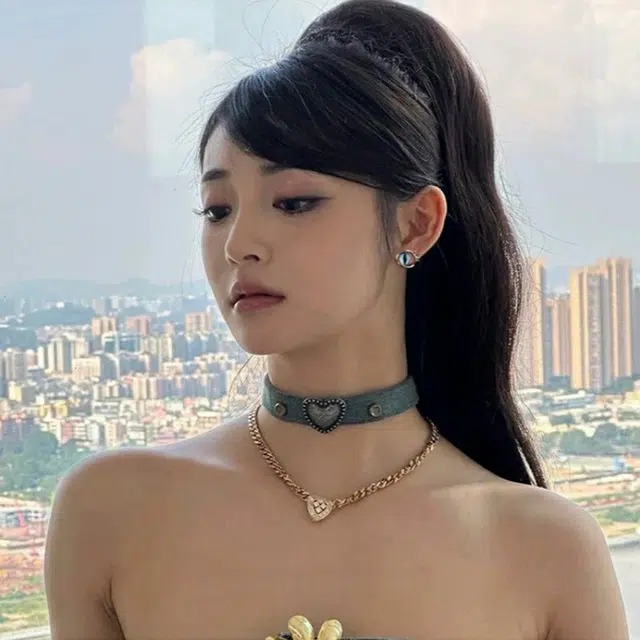 丹琴 蓝色猫瞳独特恶魔之眼 轻奢高级感女生小众设计感辣妹冷淡风百搭耳饰 合金/树脂 耳钉 女款