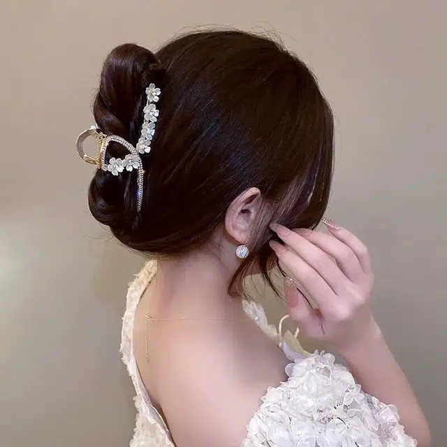 丹琴 高级感珍珠抓夹大号后脑勺鲨鱼夹子头饰发卡韩版高端发抓夹 发夹 女款