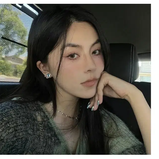 丹琴 蓝色猫瞳独特恶魔之眼 轻奢高级感女生小众设计感辣妹冷淡风百搭耳饰 合金/树脂 耳钉 女款
