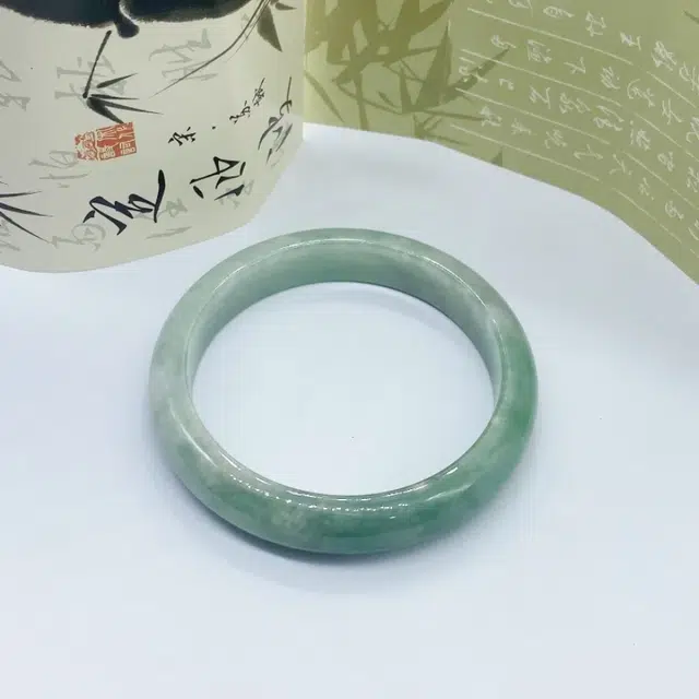 翠匠人 新中式 国潮复古民族风 气质优雅大气 时尚轻奢简约 高级感设计 豆种 手镯 女款 送 男 女朋友 七 夕礼 物 礼盒包装