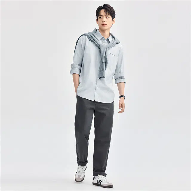 佐丹奴 薄款尖领休闲长袖衬衫 男款 蓝白条纹