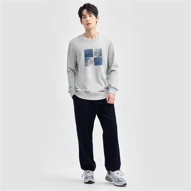 佐丹奴 印花圆领纯色时尚舒适百搭长袖套头卫衣 男款