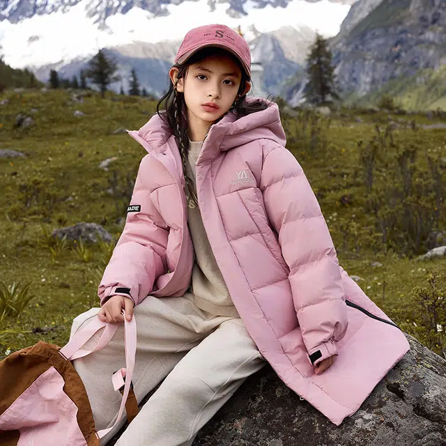 雅鹿羽绒服 轻盈保暖时尚柔软简约 青少年