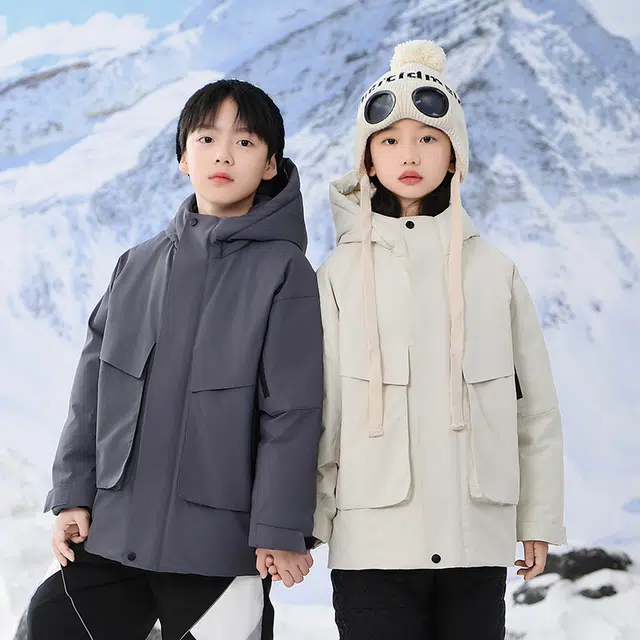 雅鹿 舒适连帽柔软百搭羽绒服 青少年