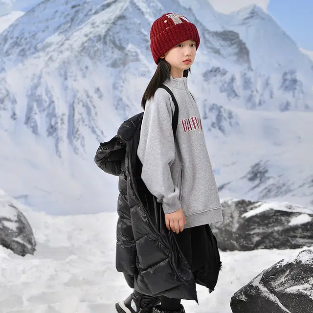 雅鹿羽绒服 时尚洋气加厚宽松防风保暖长袖 玄黑色 儿童款