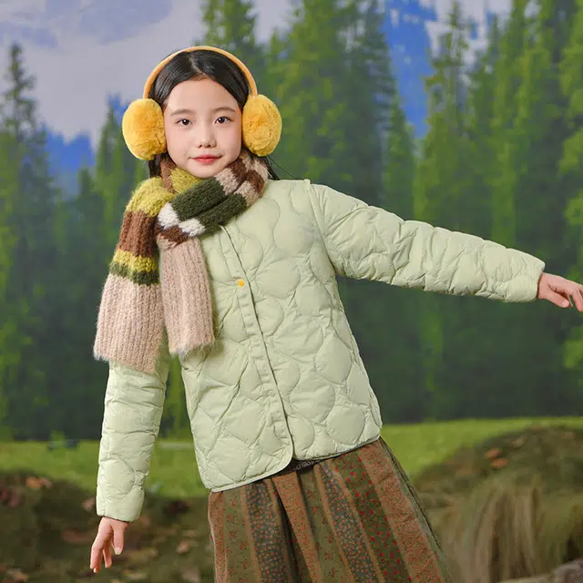雅鹿羽绒服 时尚洋气轻薄修身纯色保暖 青少年