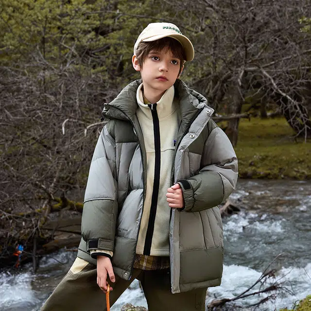 雅鹿 连帽舒适亲肤柔软羽绒服 青少年