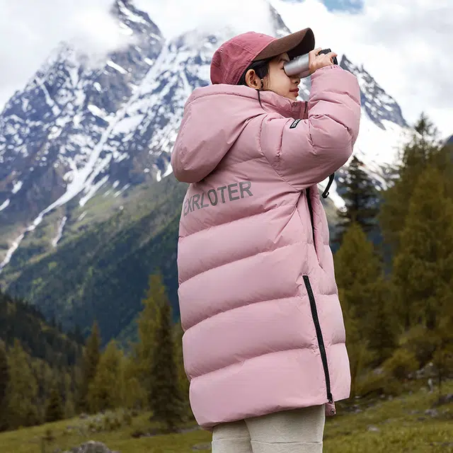 雅鹿羽绒服 轻盈保暖时尚柔软简约 青少年