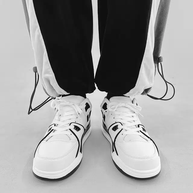 南极人 超纤皮 情侣款四季百搭舒适简约潮流个性休闲运动街头 减震包裹性增高平衡抗冲击性支撑耐磨轻便透气防水防滑 低帮 板鞋 男女同款