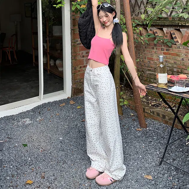 花蔓色 韩版印花复古碎花小众设计感宽松百搭阔腿垂感直筒高腰拉链韩系窄版显瘦减龄牛仔裤 女款 白色