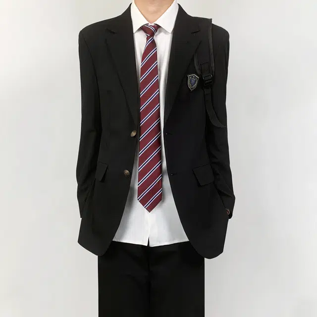 木村叔 日系原创两粒扣黑色纯色平驳领宽松型西装 男款