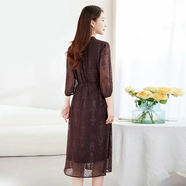 水墨佳人 桑蚕顺宇绣花五分袖真丝短袖连衣裙 女款