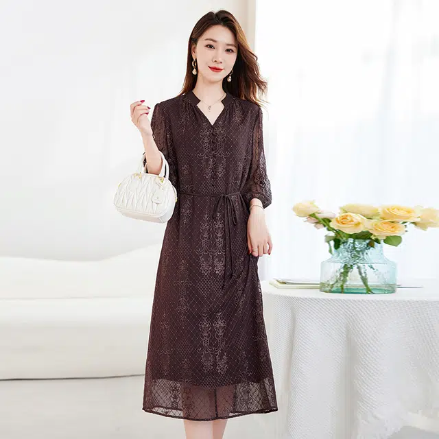 水墨佳人 桑蚕顺宇绣花五分袖真丝短袖连衣裙 女款