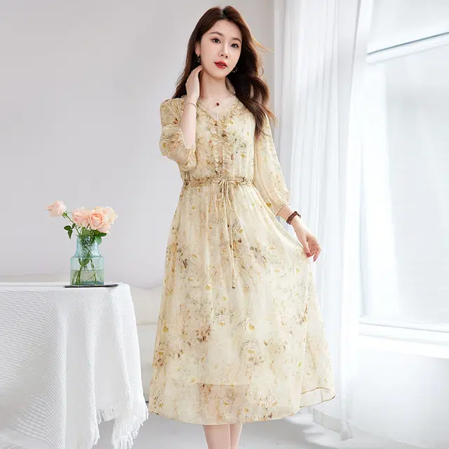 水墨佳人 桑蚕丝高端减龄轻奢碎花优雅气质通勤中长短袖连衣裙 女款