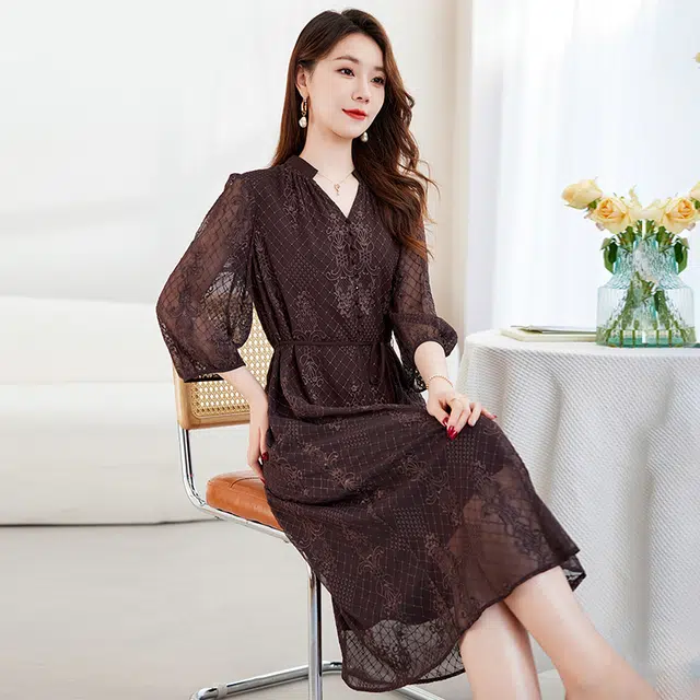 水墨佳人 桑蚕顺宇绣花五分袖真丝短袖连衣裙 女款