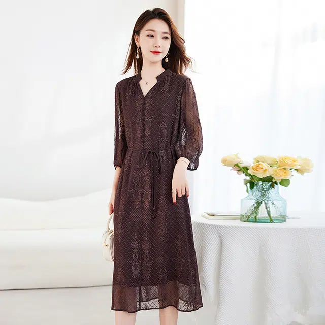 水墨佳人 桑蚕顺宇绣花五分袖真丝短袖连衣裙 女款