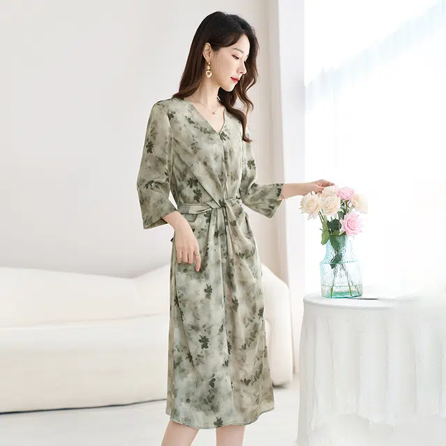 水墨佳人 妈妈装舒适时尚休闲简约短袖连衣裙 女款