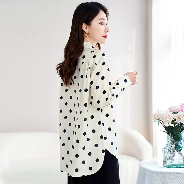 水墨佳人 宽松波点单排多扣圆领短袖开衫衬衫 女款