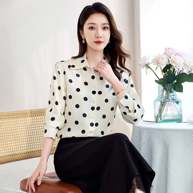 水墨佳人 宽松波点单排多扣圆领短袖开衫衬衫 女款