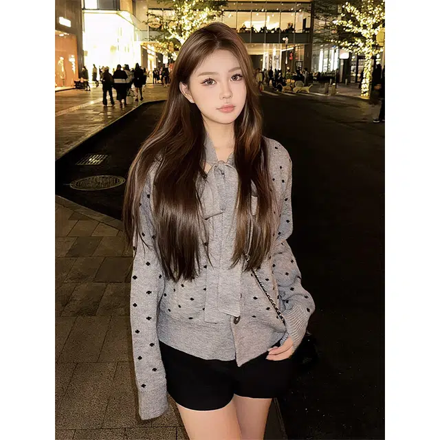 梨九九 千金风上衣小众蝴蝶结波点开衫针织衫 女款