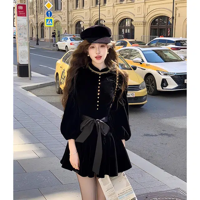 梨九九 设计感时尚赫本风秋季长袖连衣裙 女款