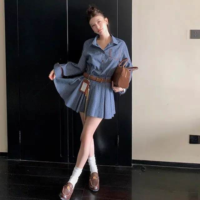 梨九九 早秋蓝格修身衬衫百褶短裙长袖连衣裙 女款