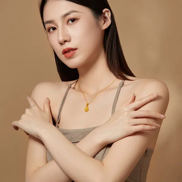 老凤祥 镂空浪纹葫芦吊坠 足金 按克计价 黄金项链 女款