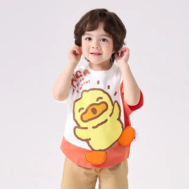 B.DuckT B.DUCK