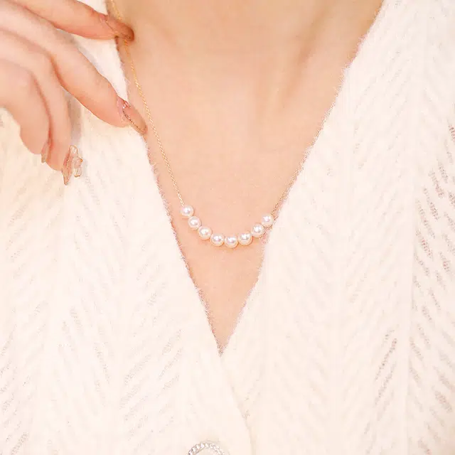 Akoya 18K