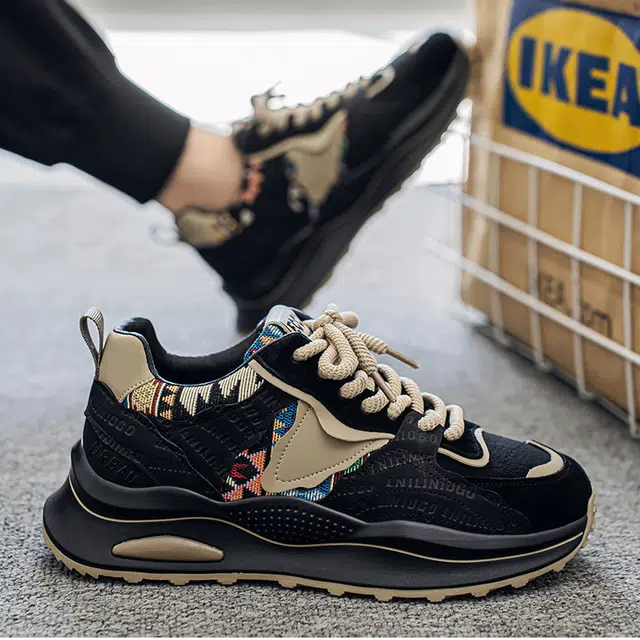 URBAN AUTHENTIC