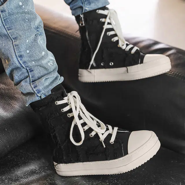 URBAN AUTHENTIC