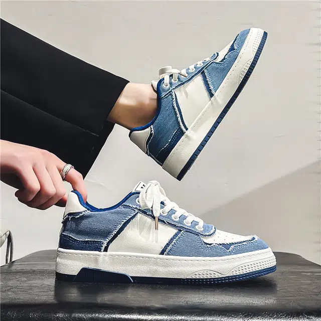 URBAN AUTHENTIC