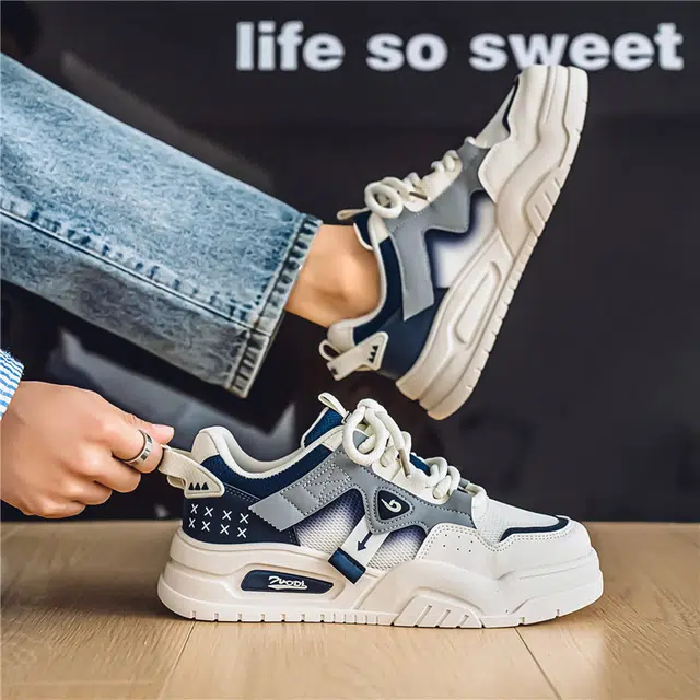 URBAN AUTHENTIC