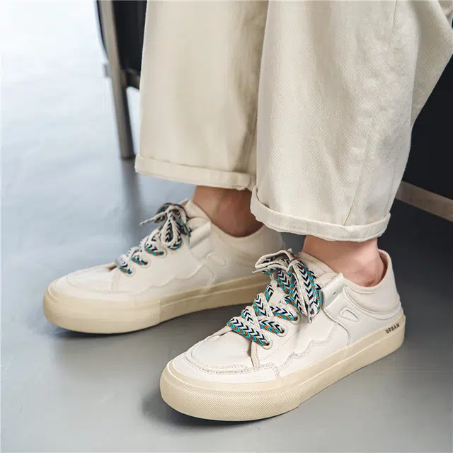 URBAN AUTHENTIC