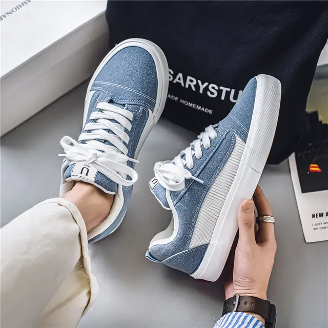 URBAN AUTHENTIC