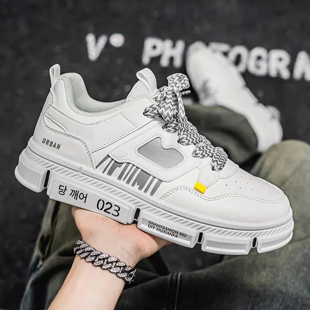 URBAN AUTHENTIC