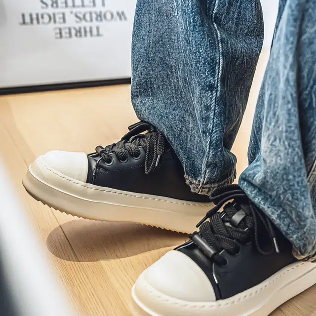 URBAN AUTHENTIC