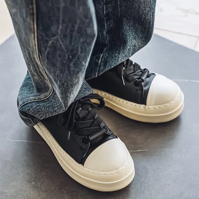 URBAN AUTHENTIC