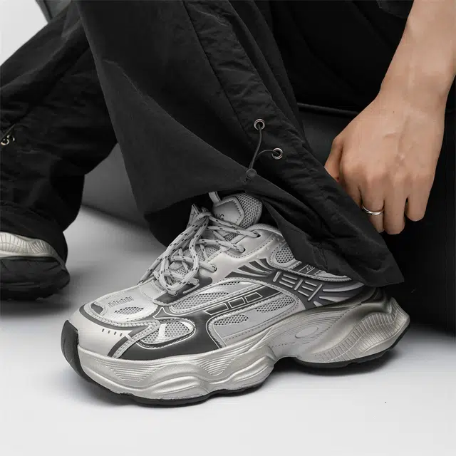 URBAN AUTHENTIC Y2K