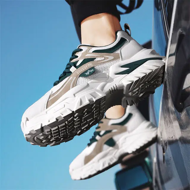 URBAN AUTHENTIC