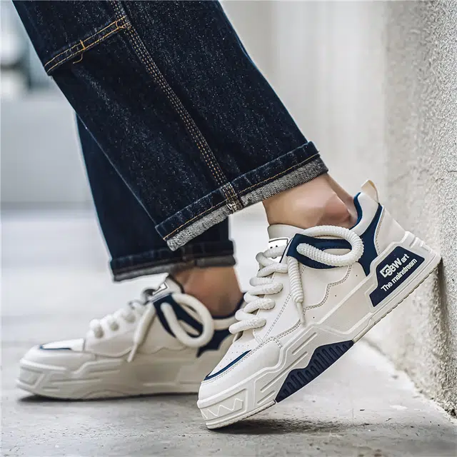 URBAN AUTHENTIC
