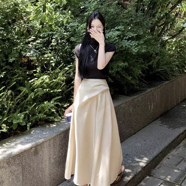 依钗 多风格融合的短袖上衣与半身裙夏季时尚穿搭裙装套装 女款
