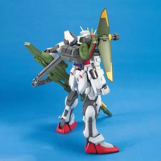 BANDAI MG GAT-X105