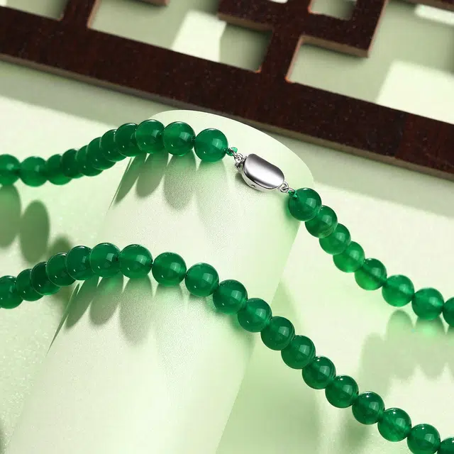 赛菲尔 新中式复古翠绿 经典串珠圆珠 玉髓 玉石项链 女款