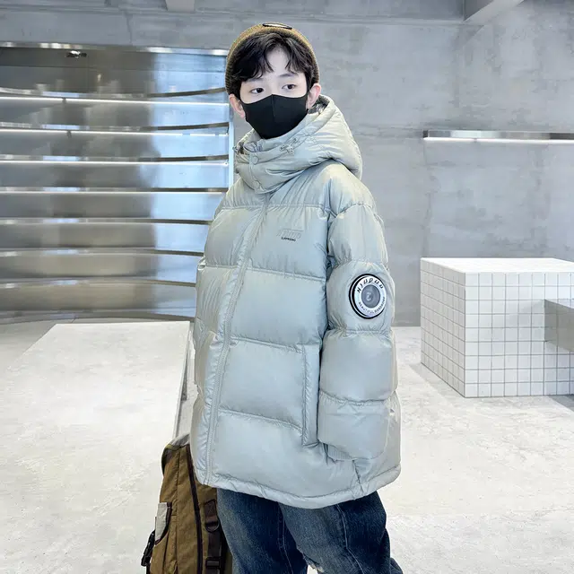 木木屋羽绒服 时尚连帽舒适简约长袖 银色 青少年
